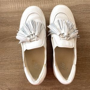 Women's Slip On Tassel Sneakers - Size 8